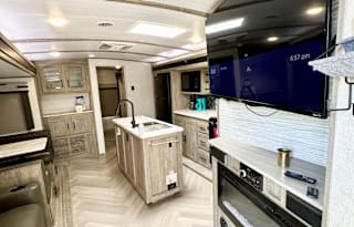 2021 Forest River RV Wildwood 310BHI