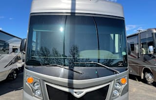 2015 Fleetwood RV Excursion 35B Tripper