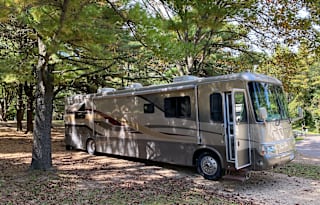 1997 Newmar Mountain Aire 4085