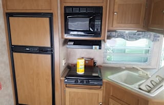 2005 Dutchman Sport 24L