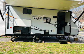 2022 Forest River RV Wildwood FSX 178BHSKX