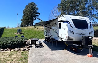 Coachmen Freedom Express Liberty Edition