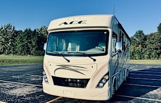 2018 Thor A.C.E. Class A | Sleeps 8 | 28Ft Long