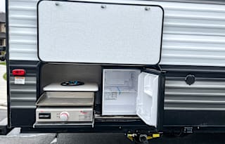2022 Forest River RV Wildwood X-Lite T273QBXL