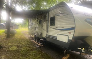 Queen privacy with extra sleeping capacity!