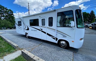 The Cozy Caravan