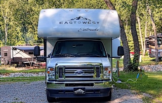 WELCOME TO RV LIVING RENTAL