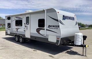 2013 Prime Time RV Avenger 26BH
