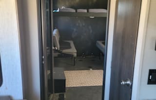 2020 Grand Design Momentum G-Class 31G