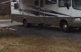 Nice Comfortable Getaway for weekend or longer!