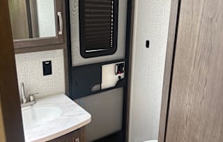 2022 Keystone Cougar 32VBS