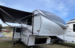 2024 Reflection 295RL 5th Wheel