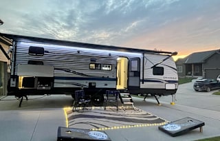 2021 Keystone RV Springdale 295BH
