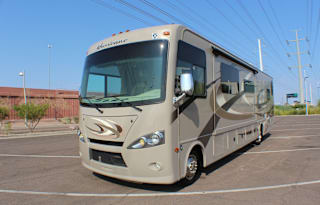 2016 Thor Motor Coach Hurricane 35C
