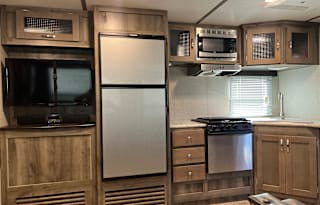 2019 Keystone Sprinter Campfire 33BH Delivery Only