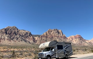 2017 THOR MOTOR FOUR WINDS 22 FEET