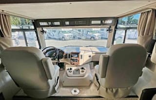 2018 Class A Thor Motor Coach Windsport