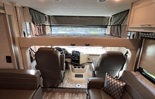 2022 Thor Motor Coach Hurricane 31C