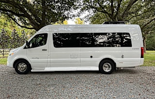 2022 Coachmen RV Galleria 24T