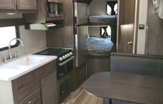 **5 Stars** 2021 Jayco Jay Flight 224BH