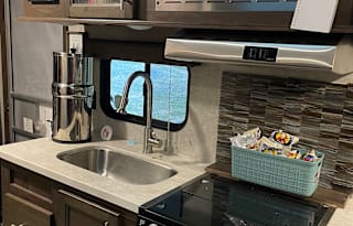 2018 Forest River RV Cherokee Grey Wolf 19SM