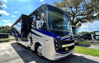 36Ft Class A Motorhome 2020