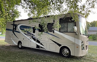 2021 Thor Motor Coach Thor Freedom Traveler A32