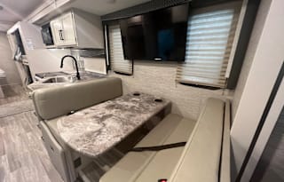 2022 Thor Motor Coach ACE 32.3