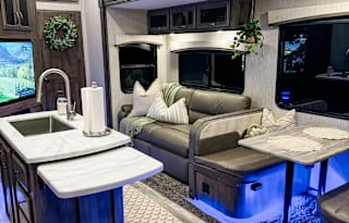 NEW (2) Bedroom 5th Wheel - Sierra 3440BH