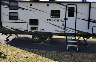 2020 Prime Time RV Tracer 24DBS