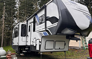 2022 Keystone RV Carbon 398