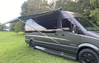 Luxury Mercedes Winnebago Camper Van