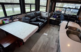 2021 Keystone RV Montana 3231CK