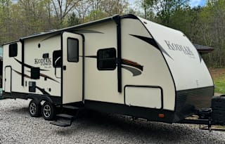 2017 Kodiak Express Ultralite 255BHSL