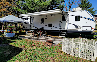 2018 CrossRoads RV Sunset Trail Super Lite SS336BH
