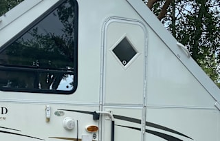 Solo or Couple Popup Get away!