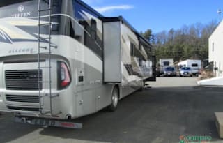 2021 Tiffin Motorhomes Allegro RED 38 KA