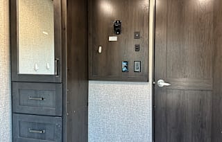 Brand New Glamping 5th Wheel- No Towing Necessary