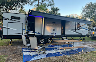 2022 Forest River RV Cherokee Alpha Wolf 33BH-L