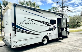 2023 NeXus RV Phantom 24P