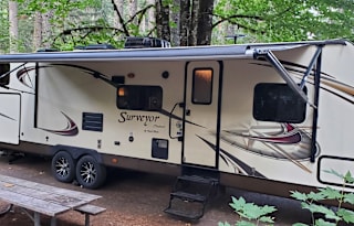2012 Forest River RV Surveyor Select SV-305