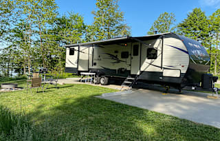 2018 Palomino Puma 31-DBTS