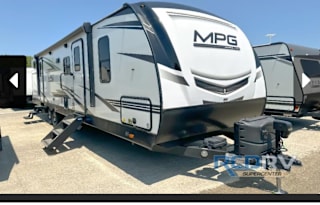 Brand New 2022 Cruiser - The Kid Camper