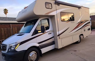 2015 Mercedes luxury Coachmen Prism -Diesel 15+mpg