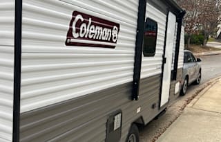 Light weight and easy to tow! Perfect for SUV.