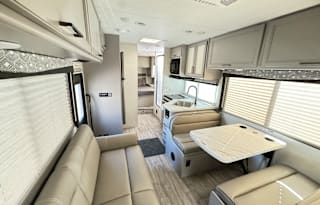 2024 Thor Motor Coach Four Winds 28A