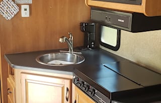 2015 Thor Motor Coach Majestic 28A