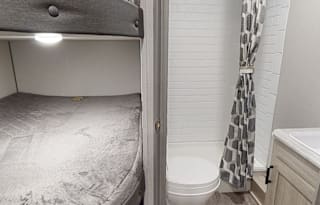 J&J clean and cozy Forest River