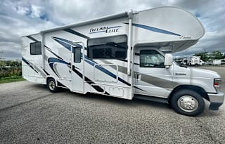 2023 Thor Motor Coach Freedom Elite 28HE