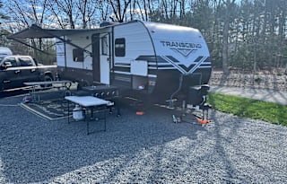 Grand Design Transcend 247BH Travel Trailer Rental